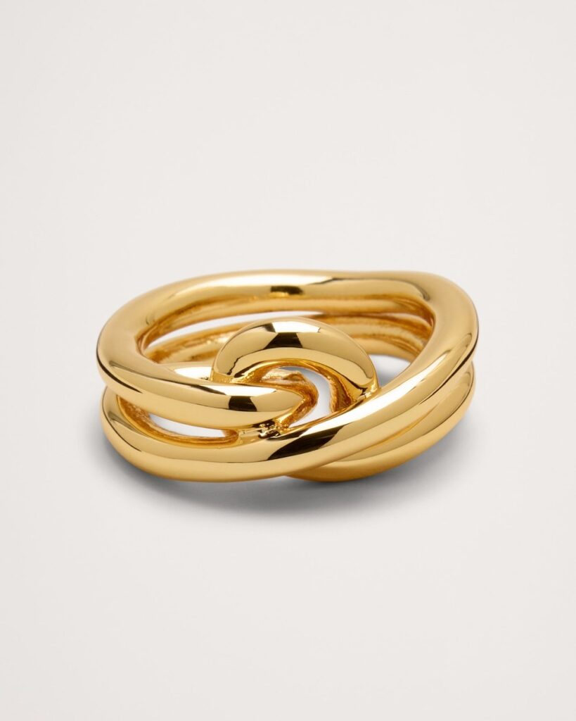Banana Republic Twisted Knot Ring in Light Gold