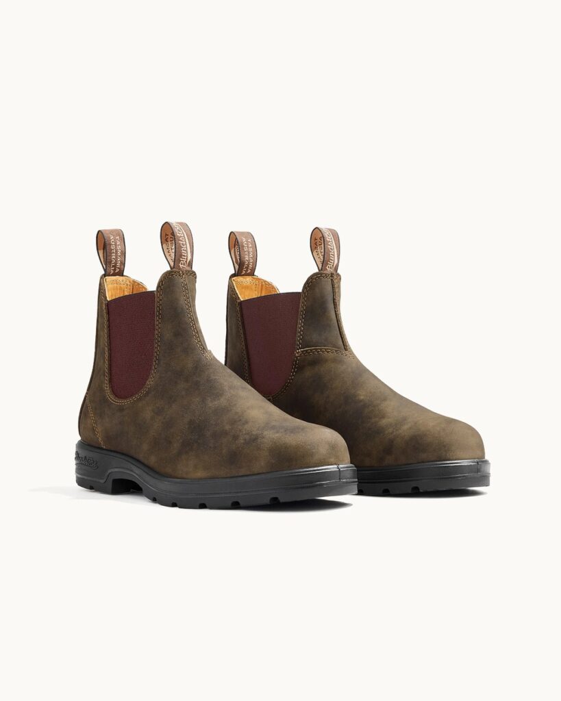 Blundstone Women's Classics #585 Chelsea Boot in Rustic Brown