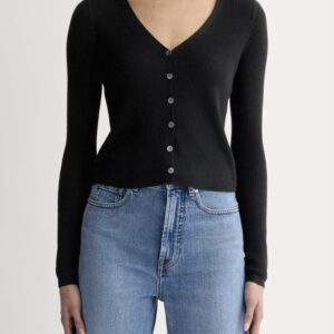 Everlane The Cardigan in Ultrasoft Merino in Black