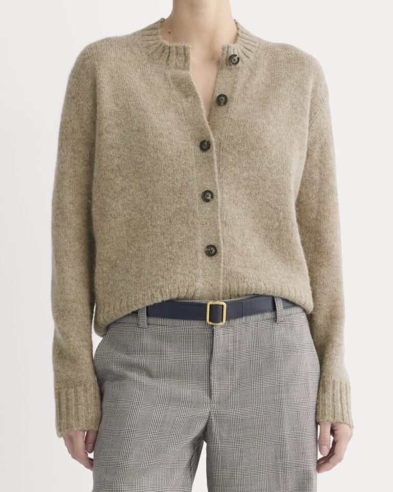 Everlane The Crew Cardigan in Alpaca in Dark Heathered Camel