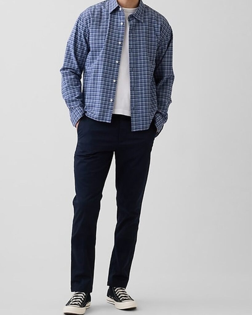 Gap Modern Slim Khakis in New Classic Navy Blue