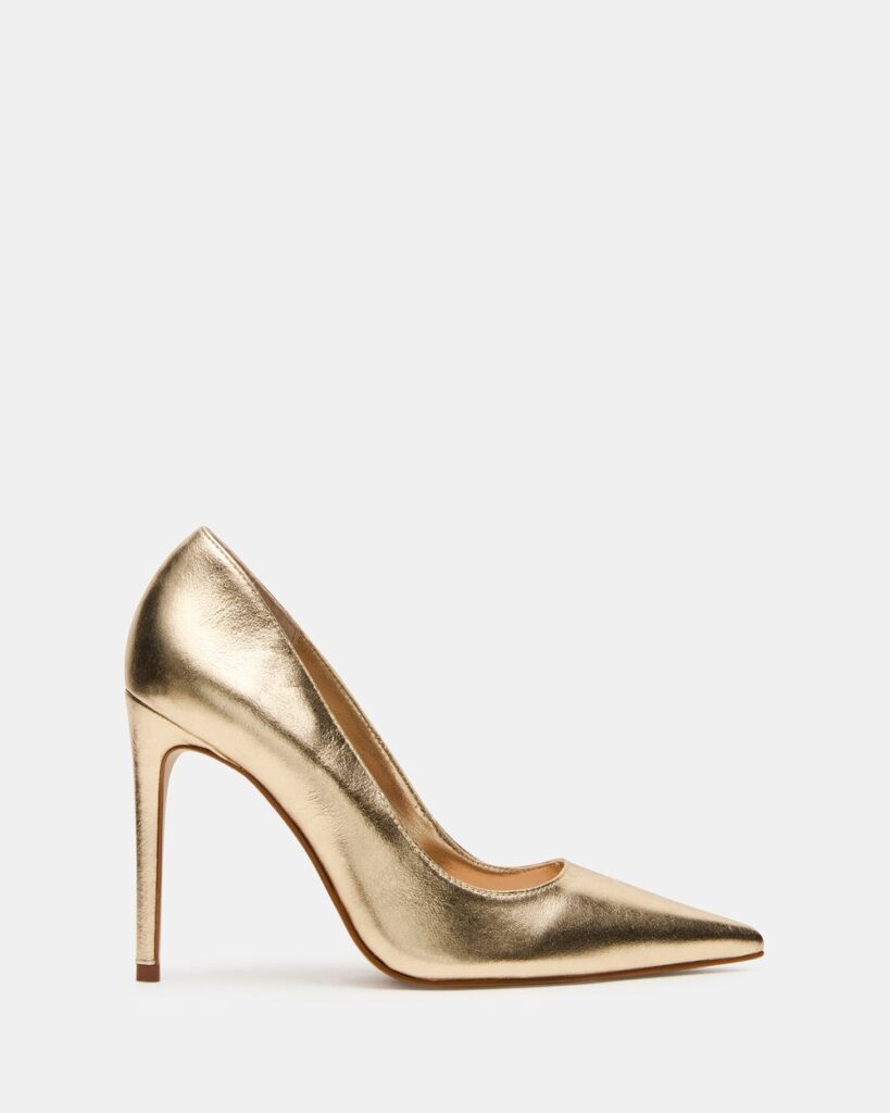 Steve Madden Noir Pump in Gold Leather