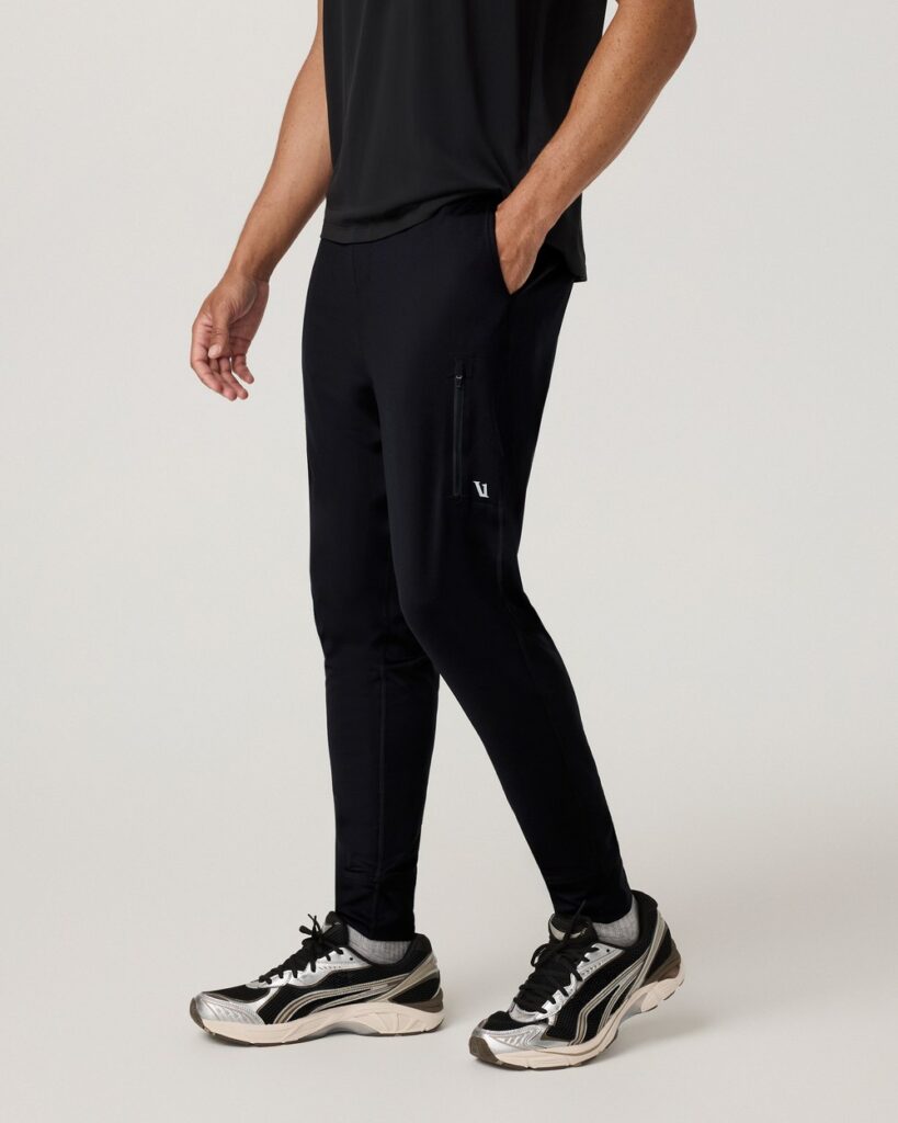 Vuori Sunday Performance Jogger in Black