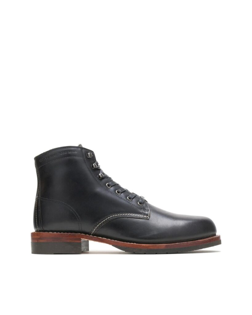 Wolverine 1000 Mile Plain-Toe Classic Boot in Black Leather